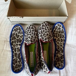 Rothy’s size 8 Mocha spot loafers